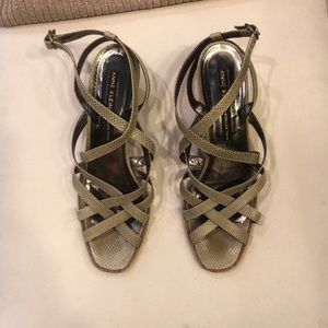 Anne Klien strapped heal sandals . Summer basic🌼